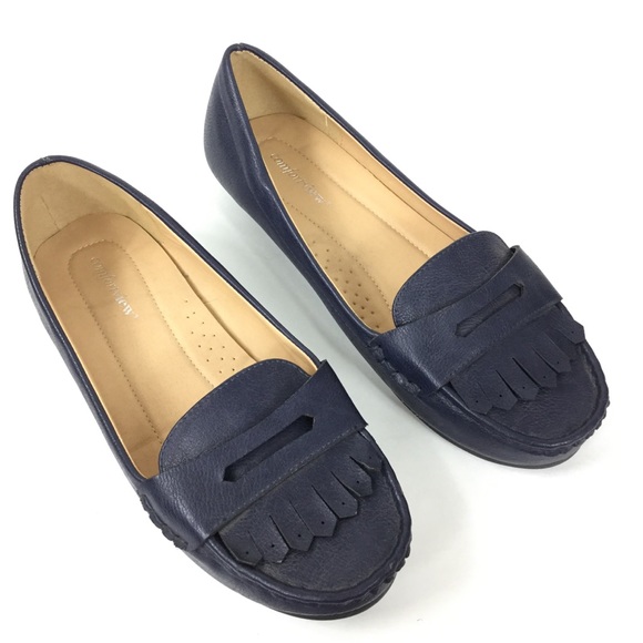 navy blue wide width shoes
